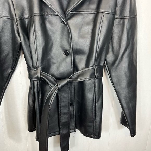 Vintage Faux Leather Belted Jacket Sz L - Picture 3 of 9